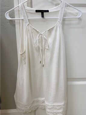 White House Black Market White Lace-Trim Camisole Tank
